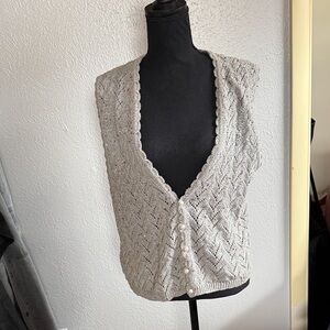 Vintage Pearl buttoned Grey Sweater Vest!